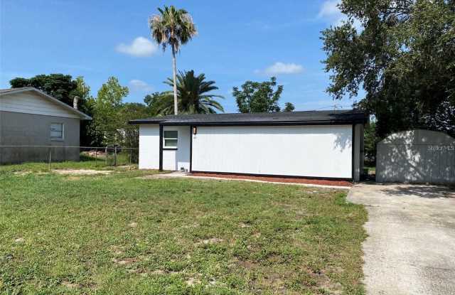 49 ORANGE PARK Boulevard Gallery 1