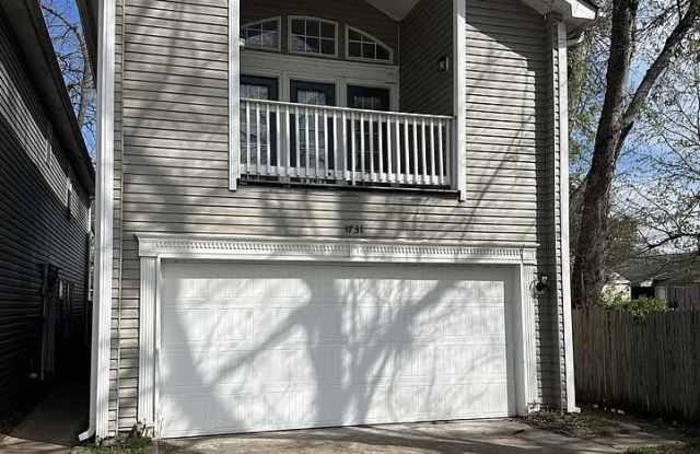 3731 Riverside Dr Gallery 1