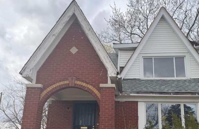 4 bedroom 2 full bathroom! - 19551 Alcoy Avenue, Detroit, MI 48205