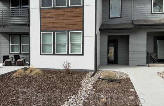 563 Vicot Way photos photos