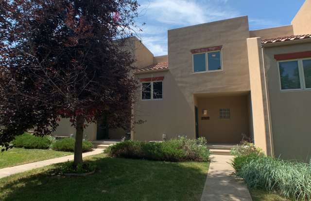 2707 W Pikes Peak Ave photos photos