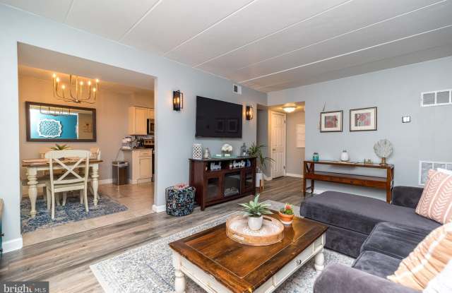 12-9 ASPEN WAY - 12-9 Aspen Way, Bucks County, PA 18901