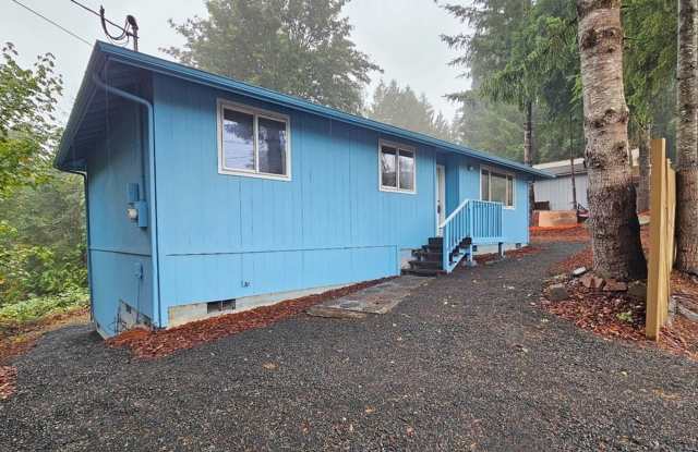 Privacy with amenities! Gallery 3