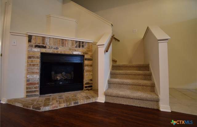 2215 Dry Creek Dr photos photos
