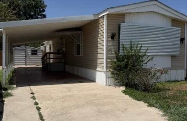 15 IOWA Gallery 1