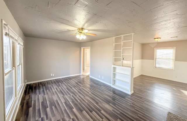 Charming 2 Bed Home in The Village! photos photos