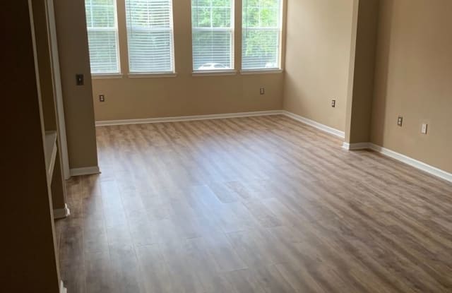 8550 Touchton Road #925 - 8550 Touchton Rd 925, Jacksonville, FL 32216