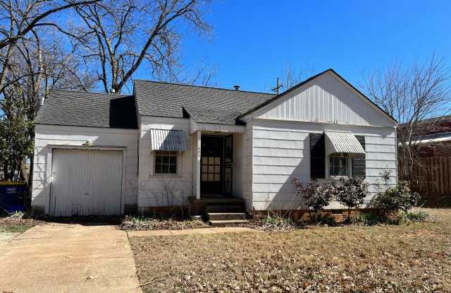 405 N. Duncan Gallery 1