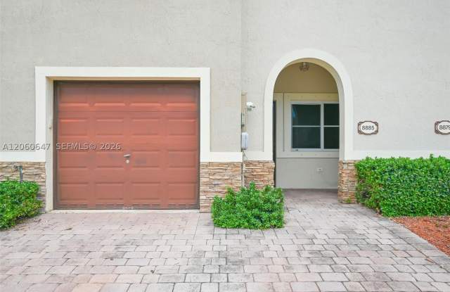 8885 SW 221st Ter Gallery 3