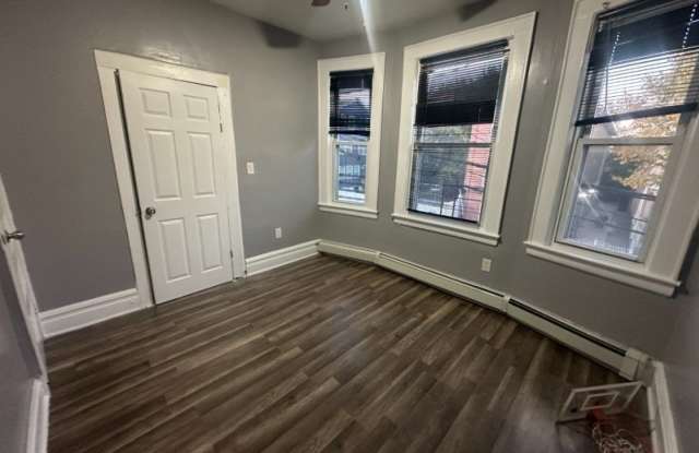 120 Rose Ter Gallery 4