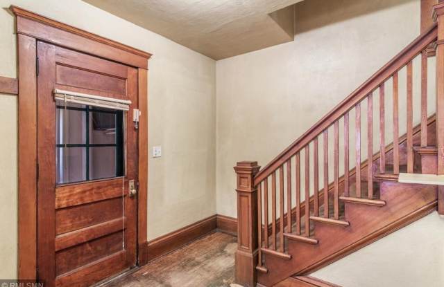 June 2027 ~ Cute 4 bedroom main level duplex unit. Spacious bedrooms. In unit laundry and dishwasher. Gallery 1