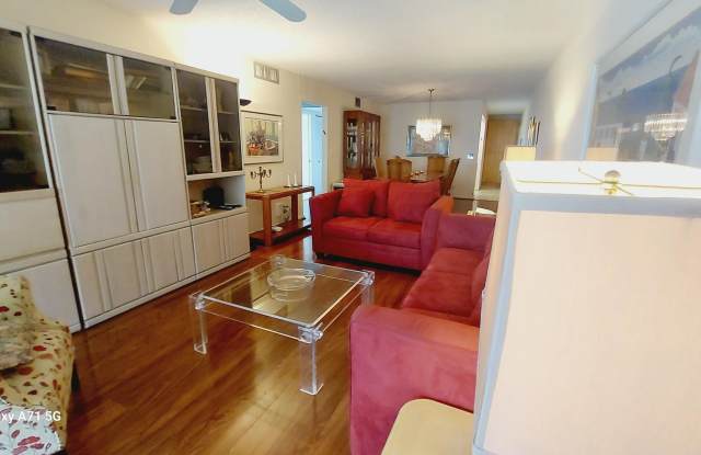 2001 Yarmouth Drive Gallery 2