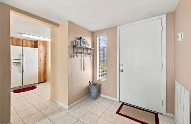 26300 Hickory Blvd lot: 306 Gallery 2