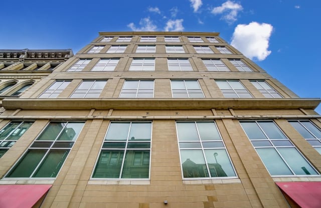 353 Fourth Street - 353 West Fourth Street, Cincinnati, OH 45202