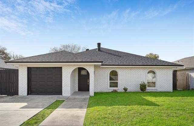 421 PELLERIN Drive photos photos 421 PELLERIN Drive photos photos