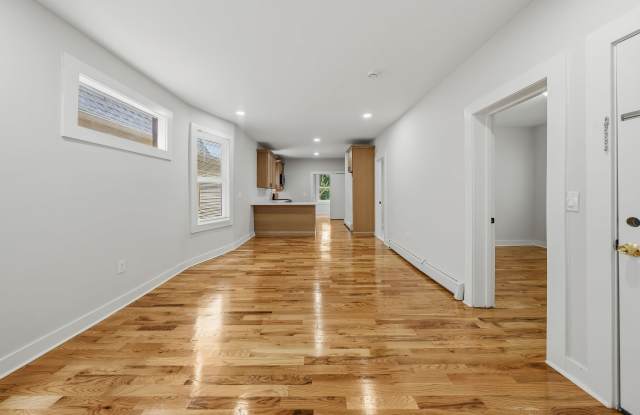 26 Rhode Island Avenue - 1 FL Gallery 2