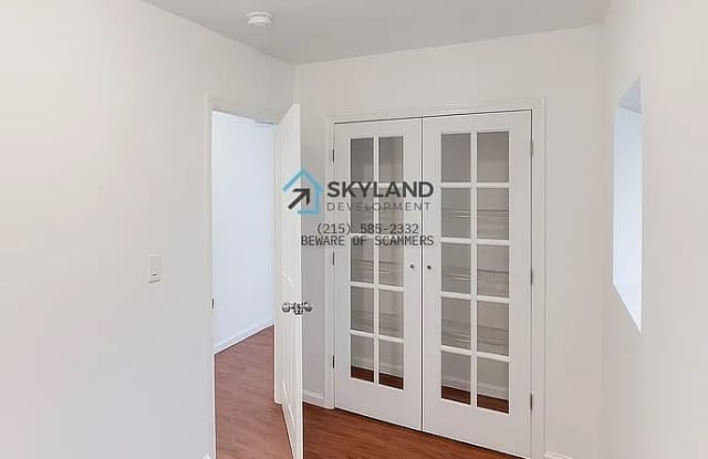 6041 Vine St photos photos