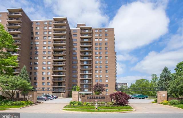 200 N PICKETT Street unit: 307 photos photos 200 N PICKETT Street unit: 307 photos photos