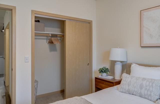 Fully Furnished Short Term Lease Gallery 2
