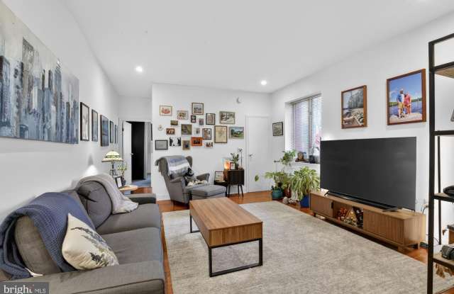 821 CATHARINE Street photos photos
