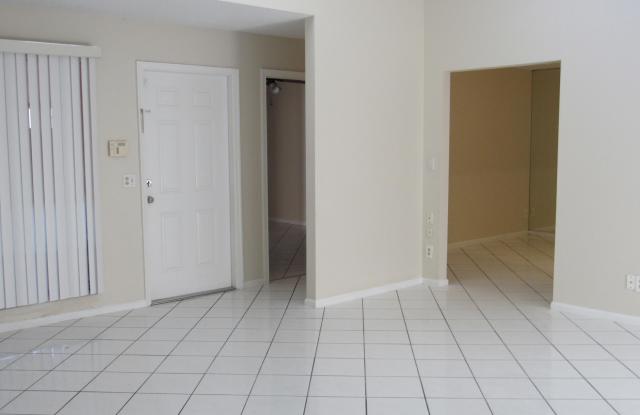 1065 Manor Drive Gallery 3