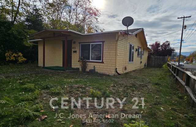 Charming Home Close to Downtown Grants Pass photos photos