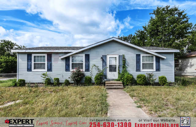 1402 Elyse Dr photos photos