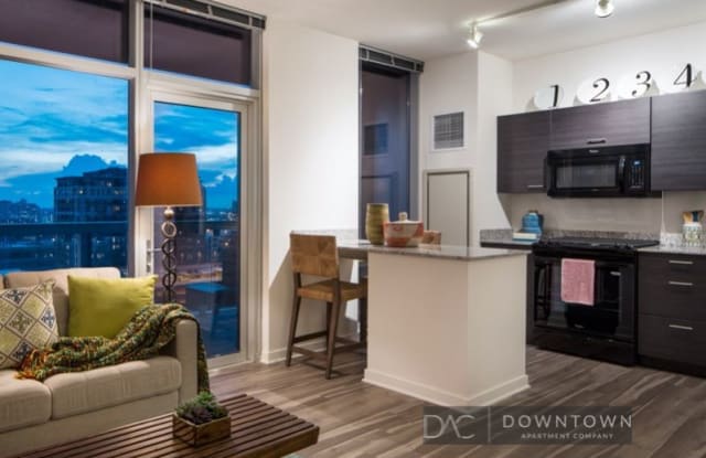 770 N La Salle Dr - 770 N La Salle Dr, Chicago, IL 60654