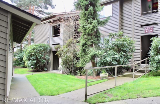 122 SW 116th St #C31 - 122 Southwest 116th Street, White Center, WA 98146