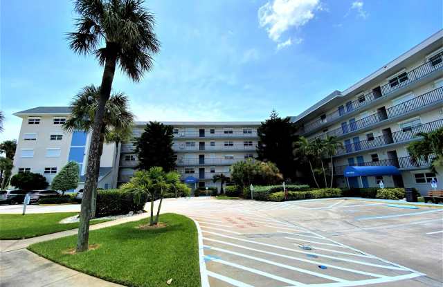 1700 N Atlantic Avenue unit: 231 photos photos