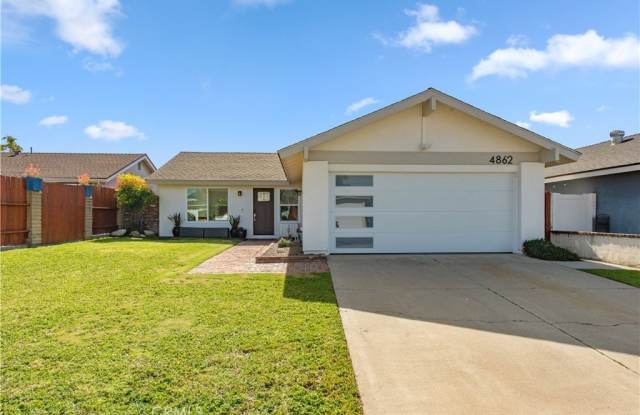 4862 Lori Ann photos photos