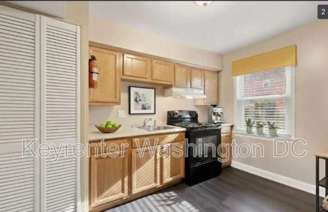 5001 Sheriff Rd, NE - 5007 Gallery 3