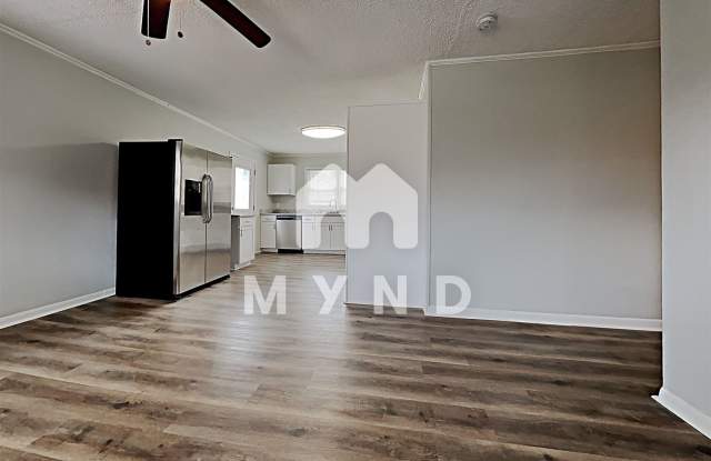807 Park Rd - 807 Park Road, Dallas, NC 28034