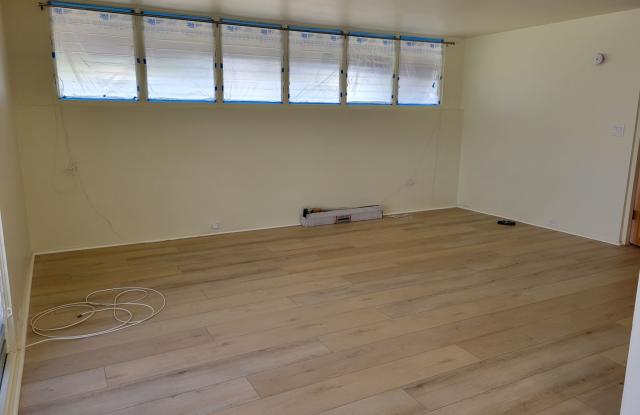 Aiea - Large 3 bedrooms, 2 bath house - Avail 10/12 Gallery 4