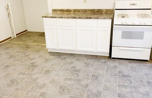 174 Acker St E, #2 photos photos