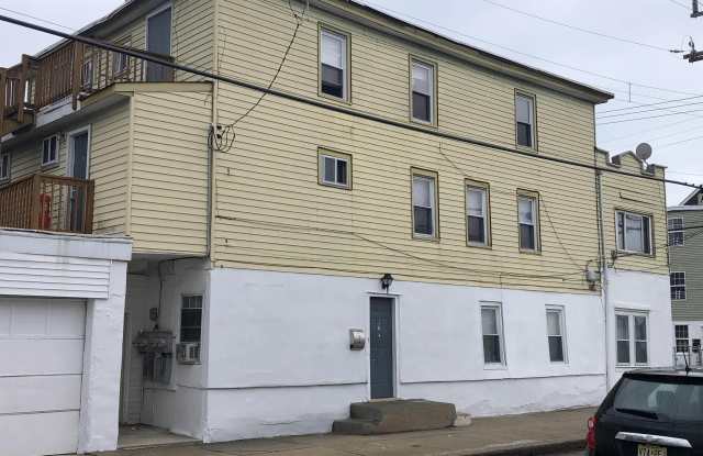525 N Indiana Ave photos photos