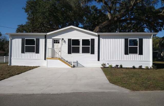 5507 Annette Street, #133 - 5507 Annette Street, Zephyrhills, FL 33542 5507 Annette Street, #133 - 5507 Annette Street, Zephyrhills, FL 33542