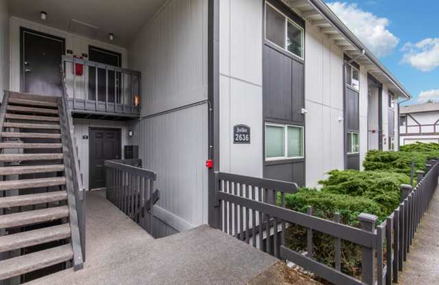 2632 Cascade Pl W C Gallery 3