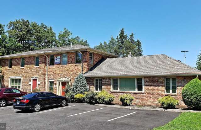 1300 LAFAYETTE Drive photos photos