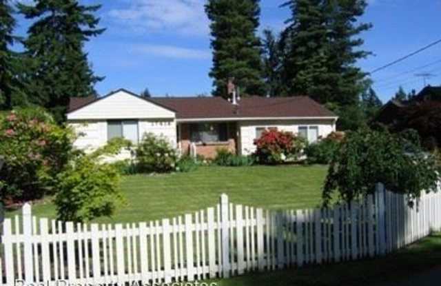 17414 17th Pl NE - 17414 17th Place Northeast, Shoreline, WA 98155
