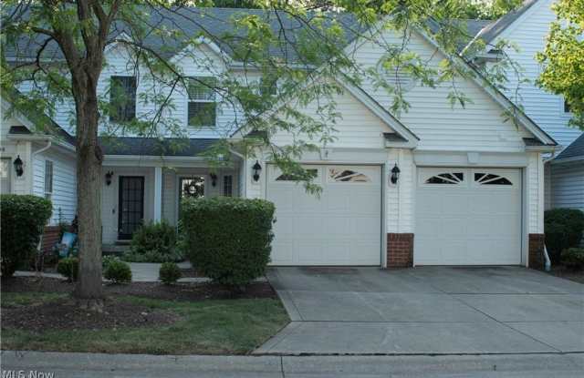 2042 W Reserve Circle - 2042 West Reserve Circle, Avon, OH 44011