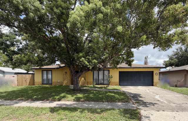 889 Hendry Drive Gallery 1