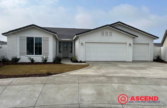 Stunning 4-Bedroom Home! photos photos