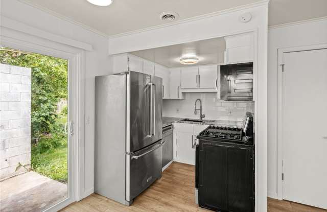 1707 W Olrich Street Gallery 2