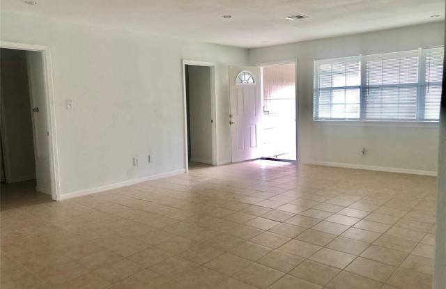 5346 Windswept Lane Gallery 2