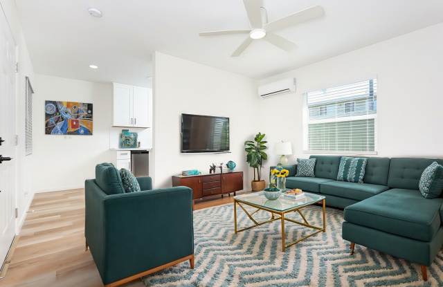 Newly Renovated 1-BR Unit in Prime La Mesa Location! Gallery 1