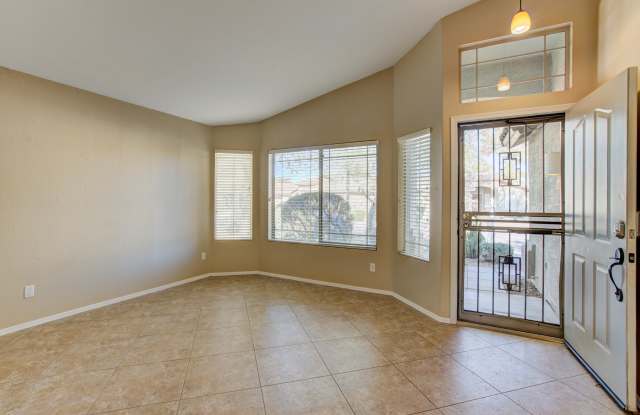 4323 E TETHER Trail Gallery 3