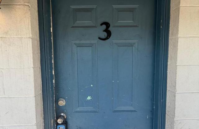 612 George W Engram Boulevard unit: 3 Gallery 3