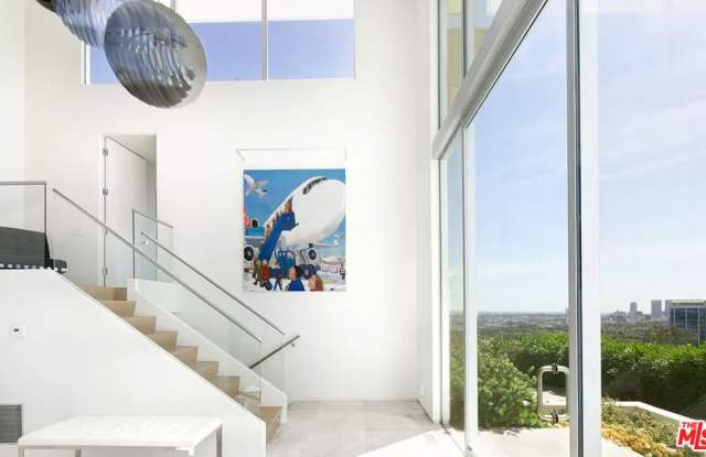 1267 St Ives Pl Gallery 2