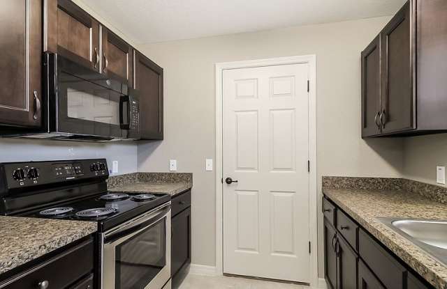 3253 SE 143rd Ln, Summer field, FL 34491 Gallery 4